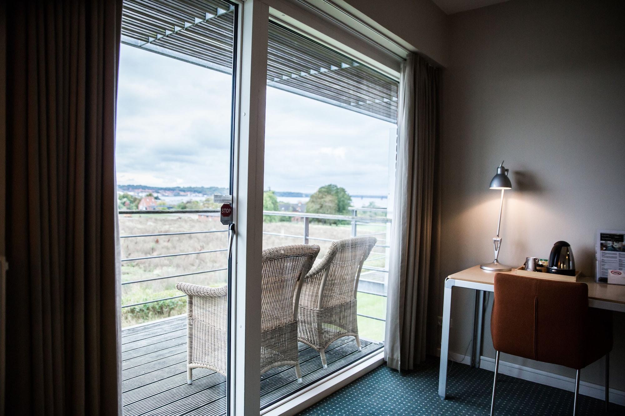 Comwell Middelfart Exterior foto
